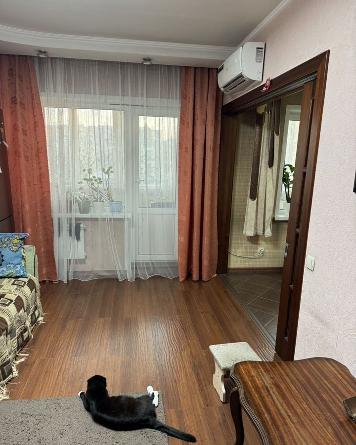квартира г Абакан ул Вяткина 49 фото 2