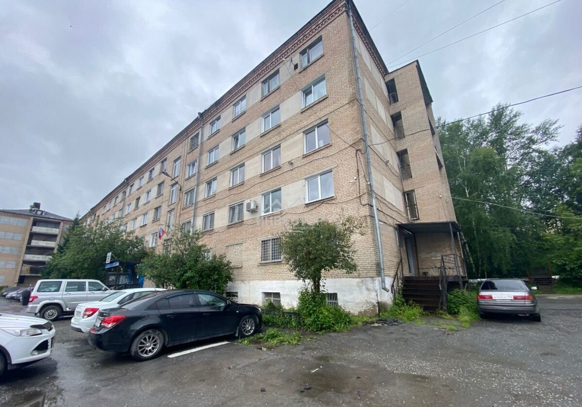 торговое помещение г Златоуст ул им И.М.Мельнова 8 фото 1
