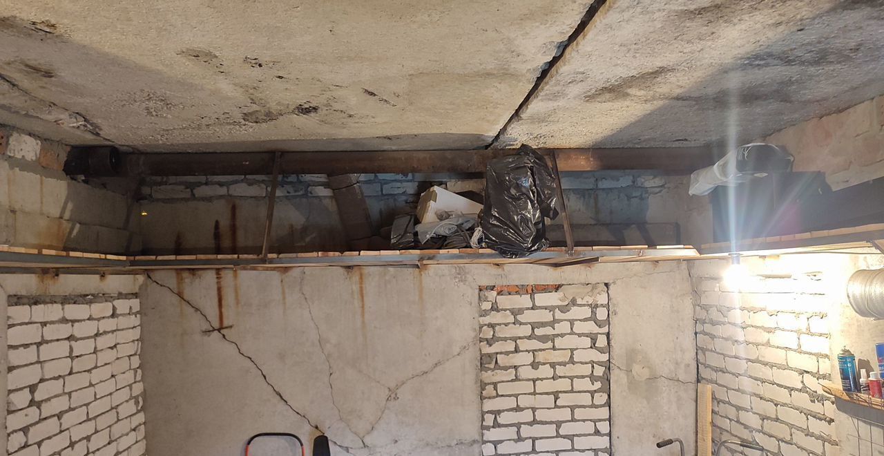 гараж г Стрежевой ул Коммунальная с 27/25 фото 3