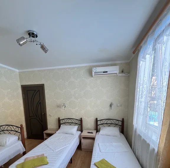 комната г Геленджик с Кабардинка ул Революционная 72а фото 3