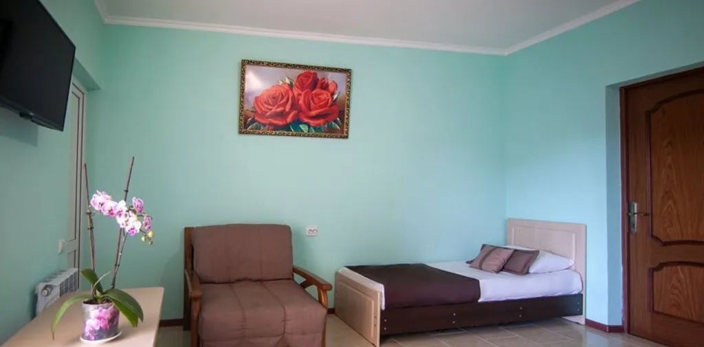 комната г Сочи р-н Лазаревский посёлок Вардане ул Молодежная 25/5 фото 12