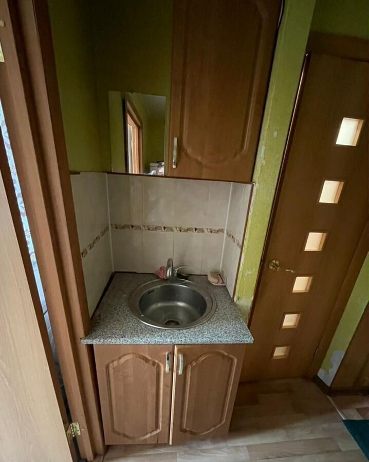 квартира г Смоленск р-н Промышленный ул Маршала Соколовского 18к/2 фото 5
