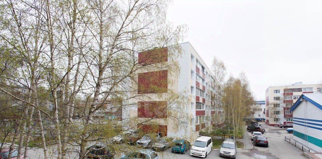квартира г Сургут 15-16-й микрорайон пр-кт Мира 34а фото 26