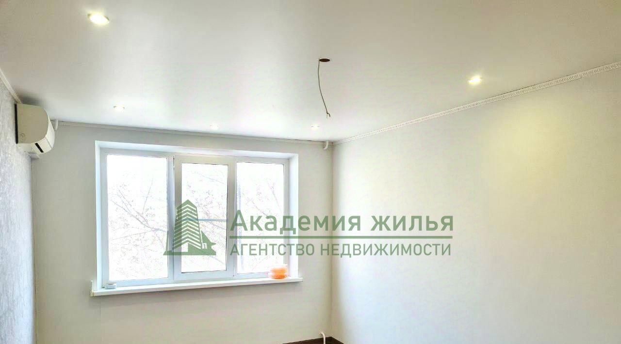 квартира г Челябинск р-н Калининский ул Молодогвардейцев 62 фото 2