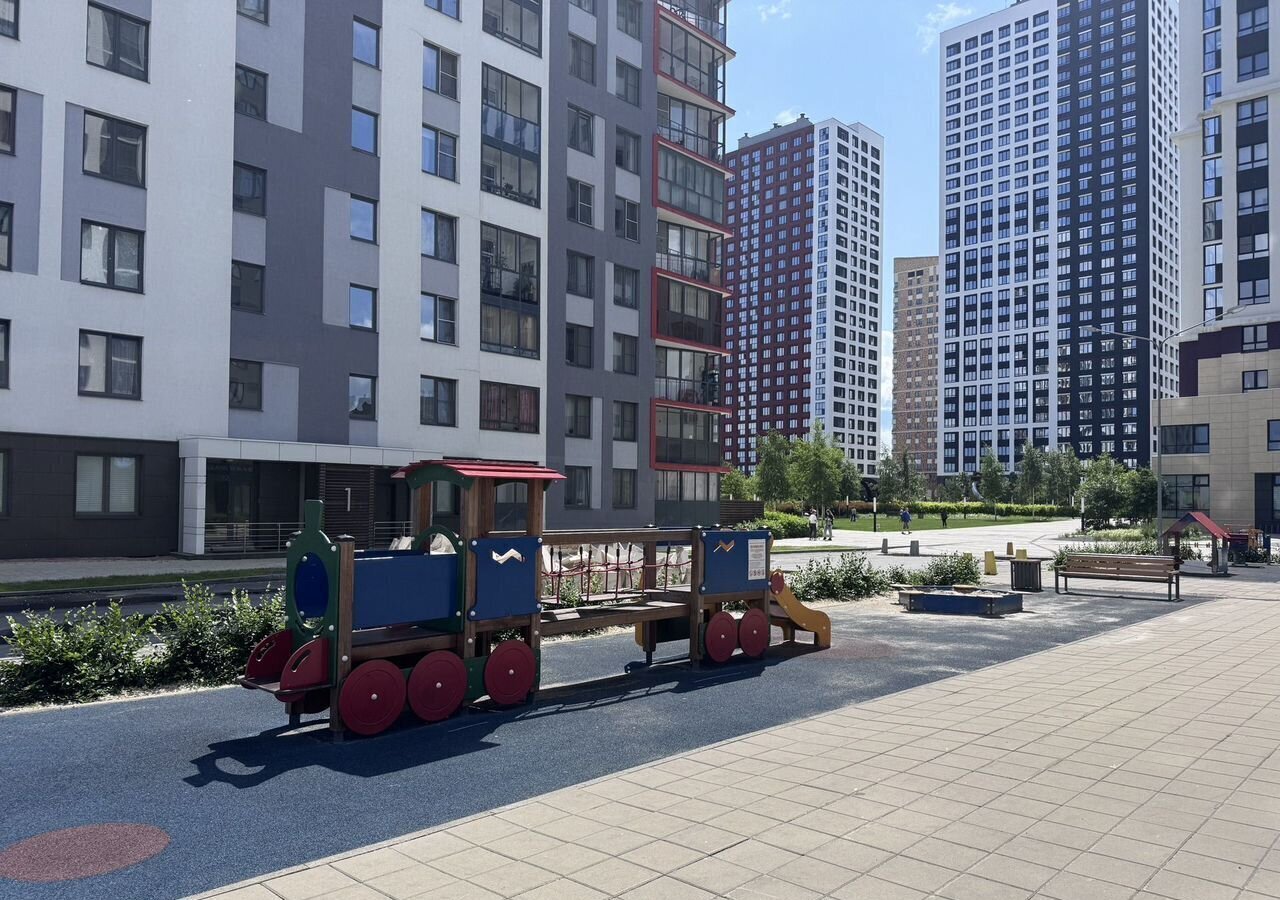квартира г Екатеринбург Машиностроителей ул Раевского 18а фото 4