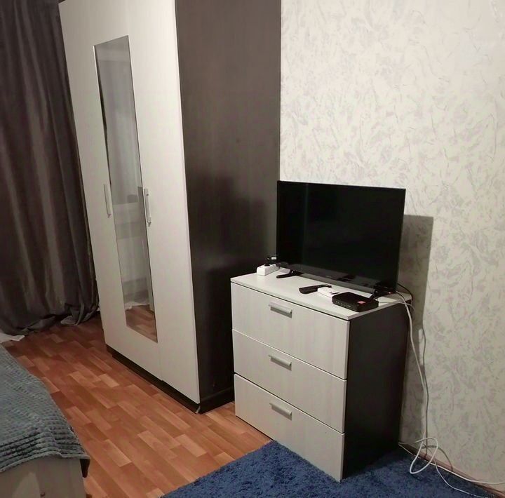 квартира г Волжский ул им генерала Карбышева 114 фото 2