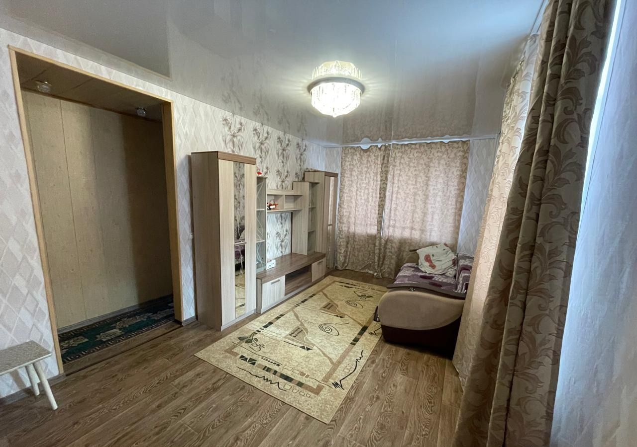 квартира г Краснотурьинск ул Базстроевская 22 фото 1
