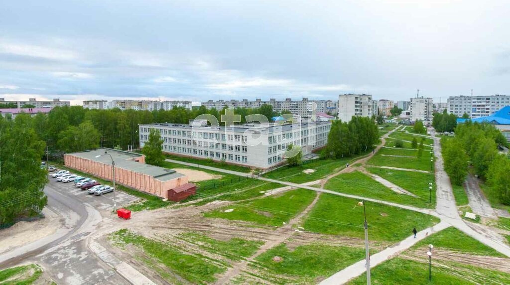 квартира г Тобольск мкр 7а 35 фото 2