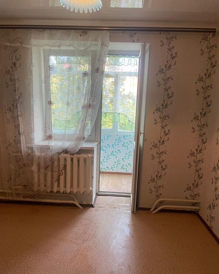 квартира г Гуково ул 2-я Советская 57 фото 4