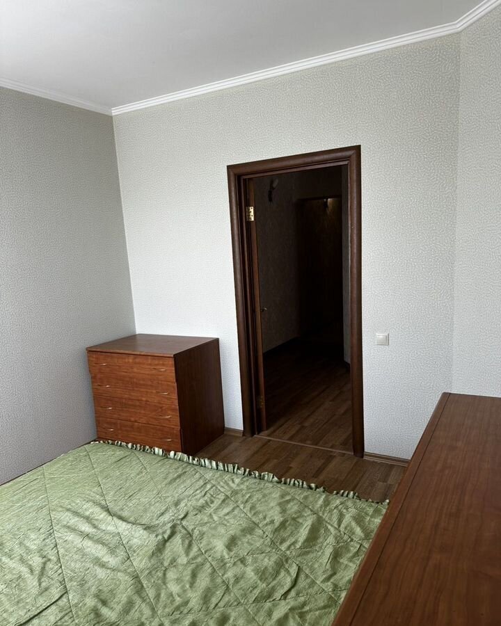 квартира г Омск р-н Центральный ул Маршала Жукова 144 фото 7
