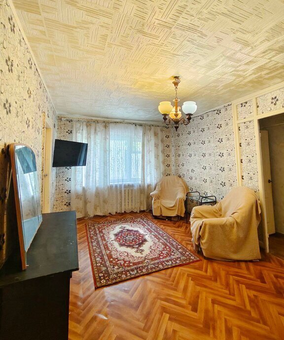 квартира г Саратов р-н Кировский пр-кт им 50 лет Октября 13 фото 5