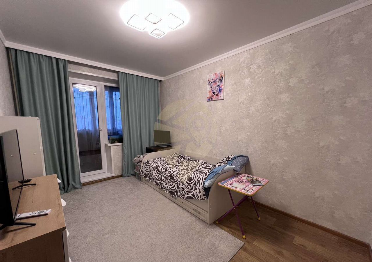 квартира г Старый Оскол мкр-н Королёва, 12 фото 4