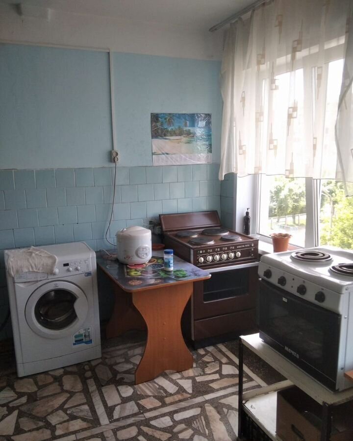 комната г Красноярск р-н Центральный ул Ады Лебедевой 12 фото 5
