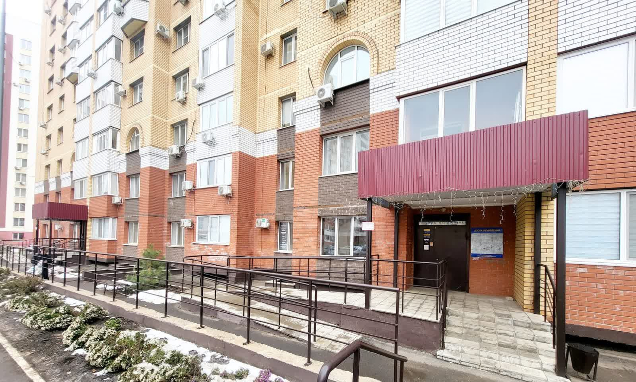 квартира г Оренбург р-н Ленинский ул Высотная 10 ЖК «в 19 мкр. СВЖР» 19-й м-н фото 42
