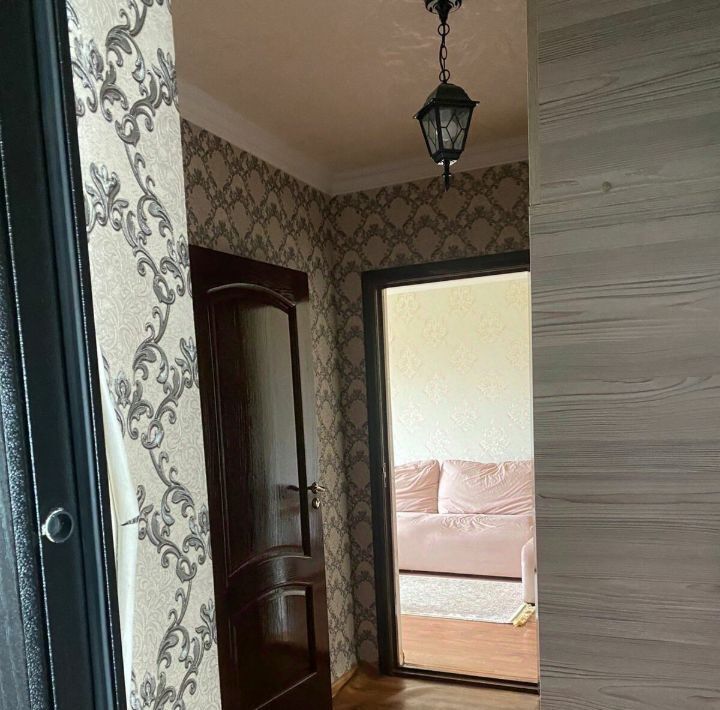 квартира г Грозный р-н Заводской ул. Хамзата У. Орзамиева, 13/86 фото 11