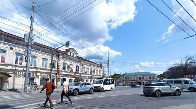 торговое помещение р-н Волжский ул им Кутякова И.С. 4 фото