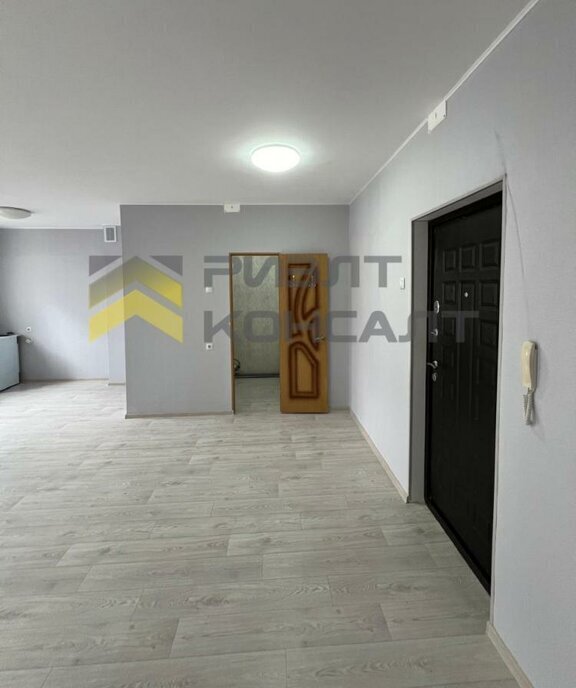 квартира г Омск ул Тарская 259к/1 фото 15