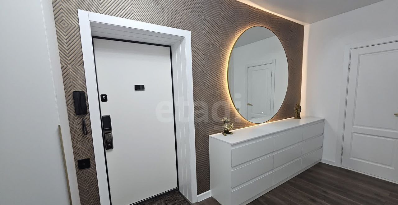 квартира г Тюмень р-н Центральный ул Тимофея Кармацкого 9к/1 фото 15
