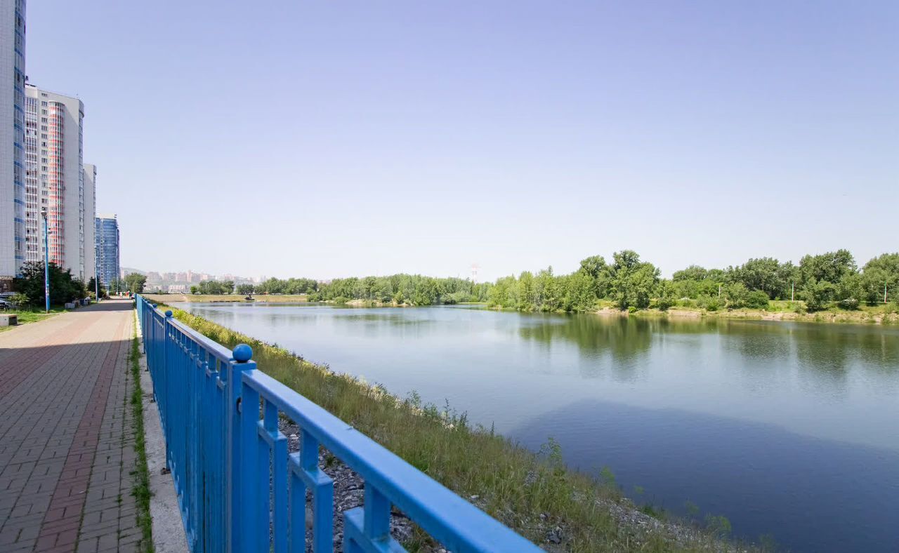 квартира г Красноярск р-н Свердловский ул Карамзина 8 фото 17
