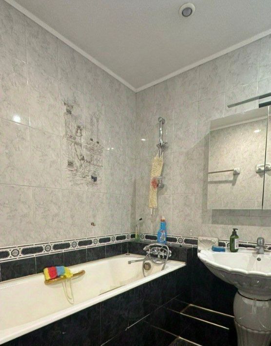 квартира г Волгоград р-н Кировский ул им. Кирова 98 фото 6