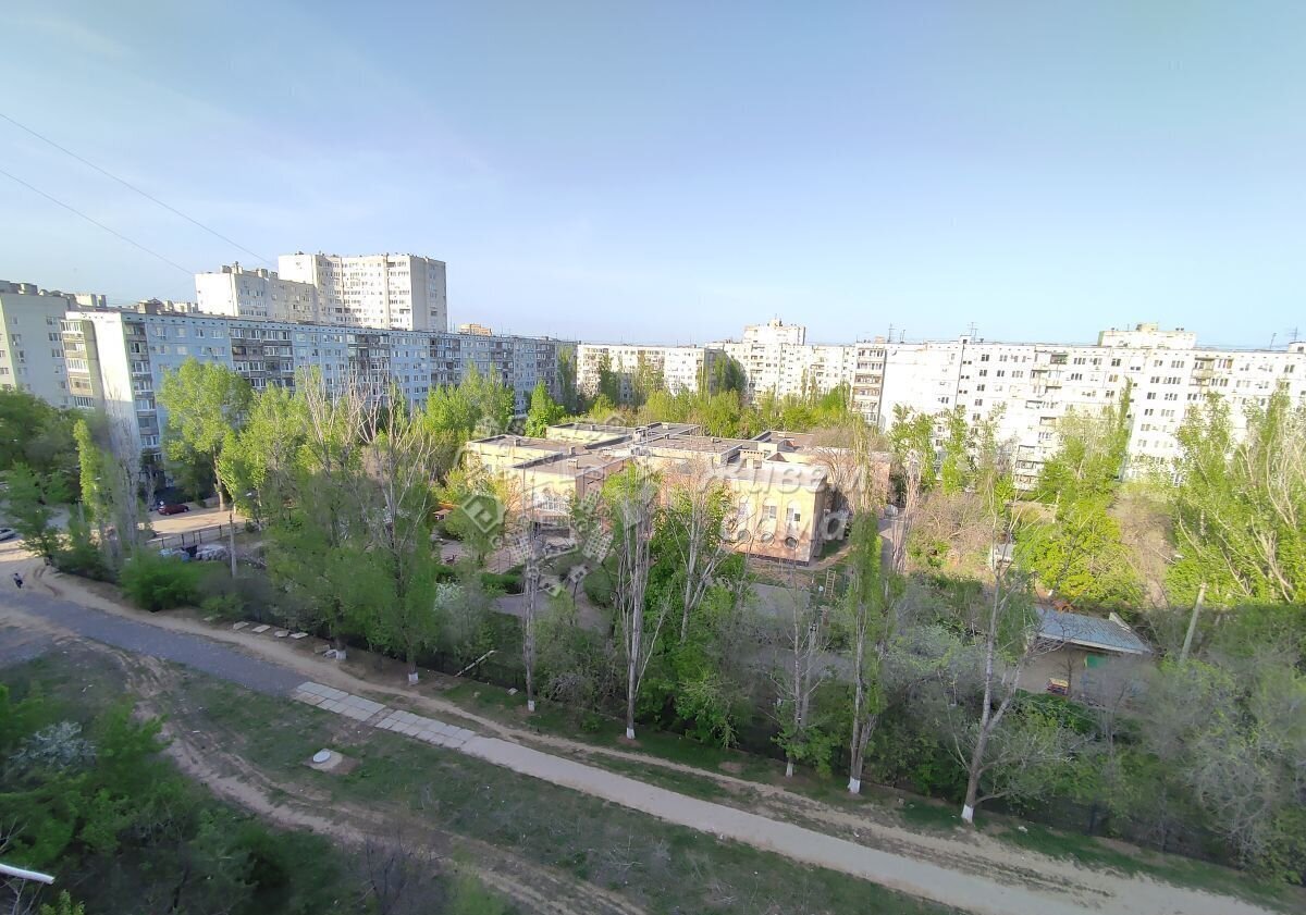 квартира г Волгоград р-н Дзержинский ул им. Землячки 54 фото 16