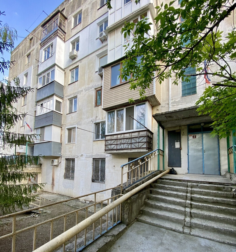 квартира р-н Белогорский г Белогорск ул Нижнегорская 89 фото 1