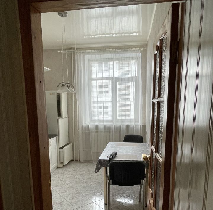квартира г Брянск р-н Советский ул Горбатова 19а фото 2