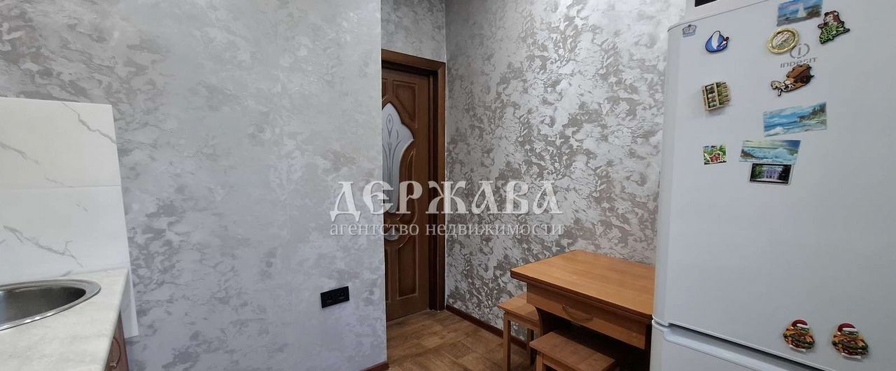 квартира г Старый Оскол ул Комсомольская 42 фото 3