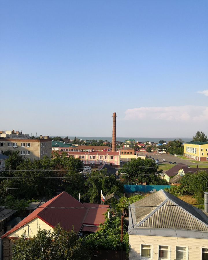 квартира р-н Ейский г Ейск ул Бердянская 136/1 фото 1
