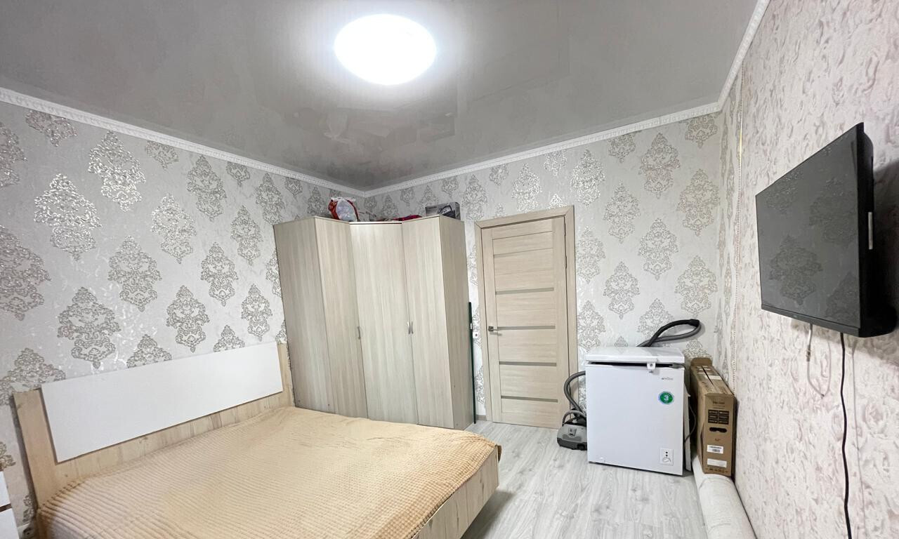 квартира г Оренбург Фронтовиков, 8/1 фото 4