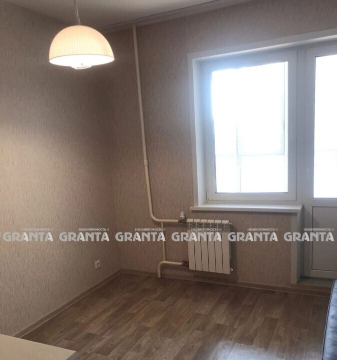 квартира г Красноярск ул Александра Матросова 40 фото 2