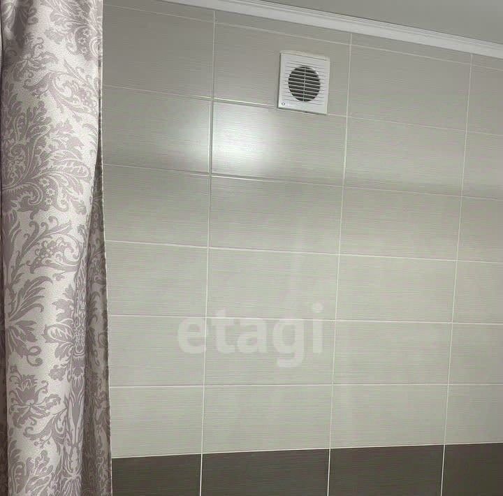 квартира г Батайск ул Индустриальная 1б фото 18
