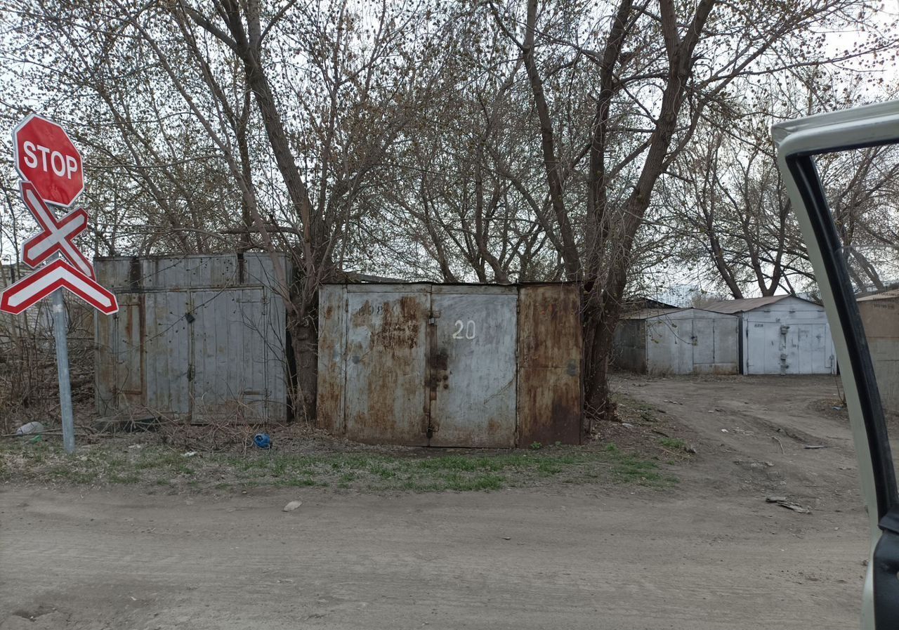 гараж г Барнаул р-н Железнодорожный ул Красный Текстильщик фото 1