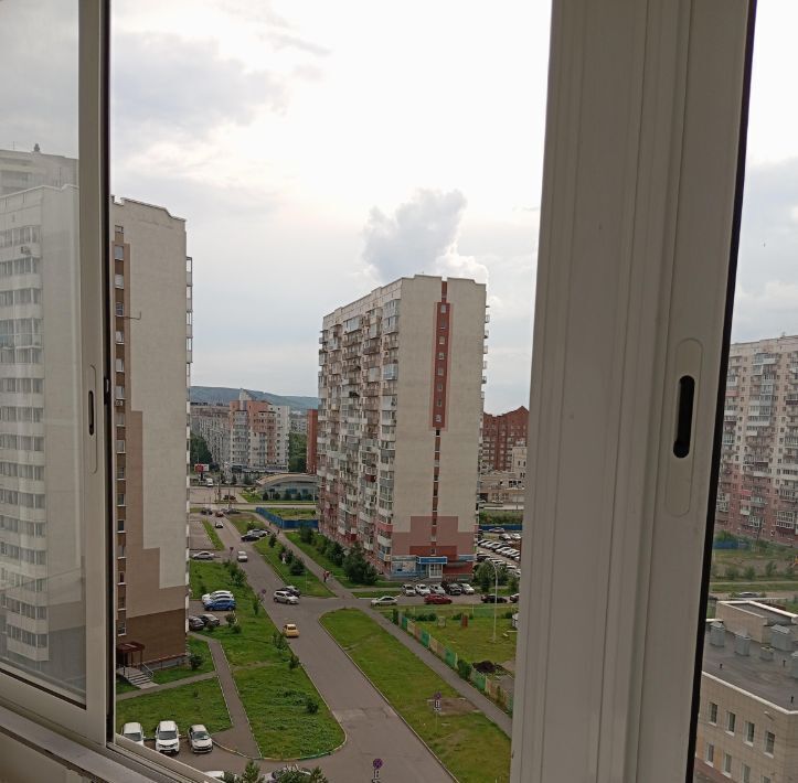 квартира г Новокузнецк р-н Центральный пр-кт Пионерский 62 фото 11