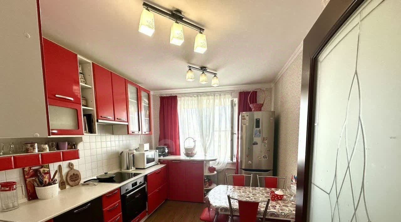 квартира г Старый Оскол мкр Королева 35 фото 3