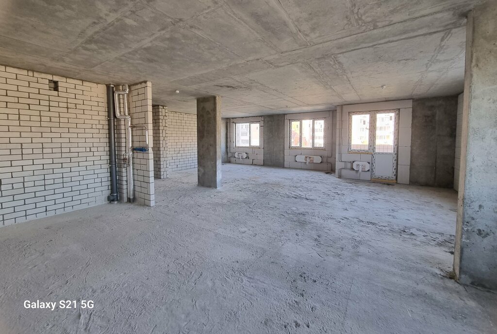 квартира г Саратов ул Лунная 32к/1 фото 2