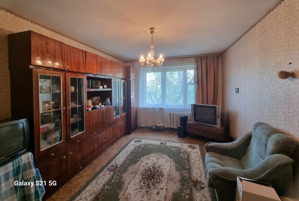 квартира г Саратов ул Топольчанская 9 фото 5