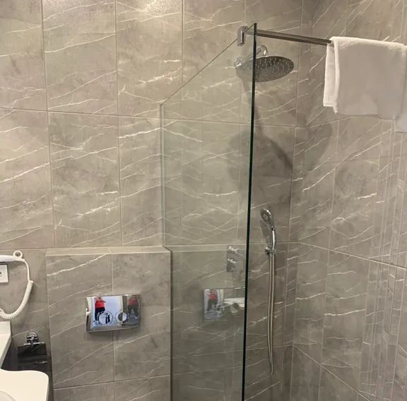 комната р-н Тихорецкий г Тихорецк ул Октябрьская 88а фото 4