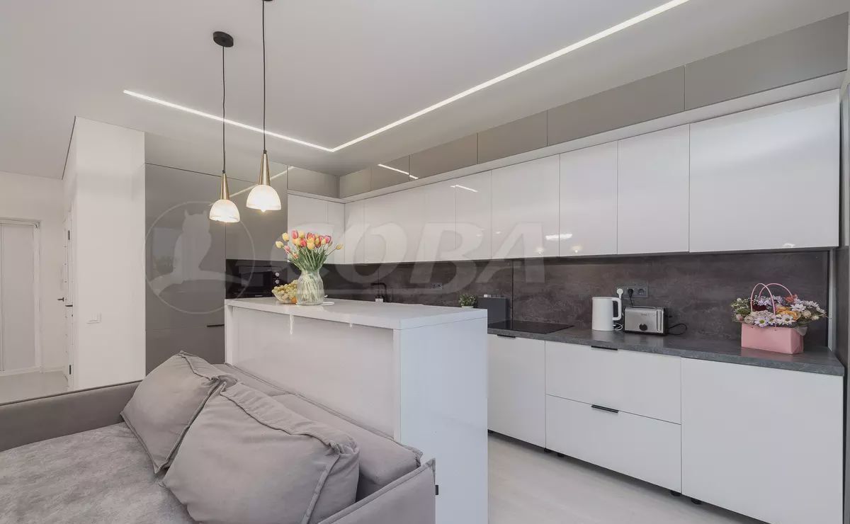 квартира г Тюмень р-н Центральный ул Мельникайте 30 фото 6