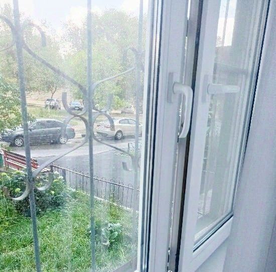 квартира г Тольятти р-н Комсомольский ул Матросова 11 фото 1