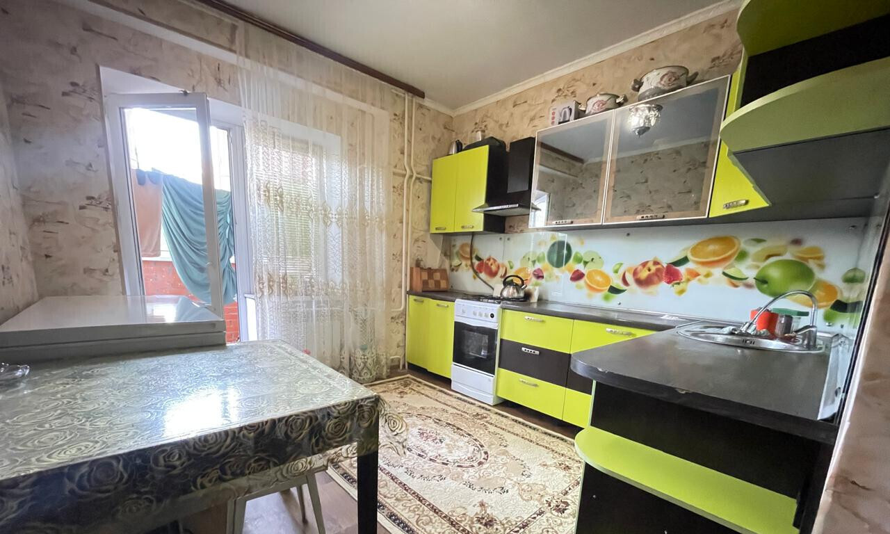 квартира г Астрахань ул Бабаевского пер Бабаевского 1/5 м-н фото 4