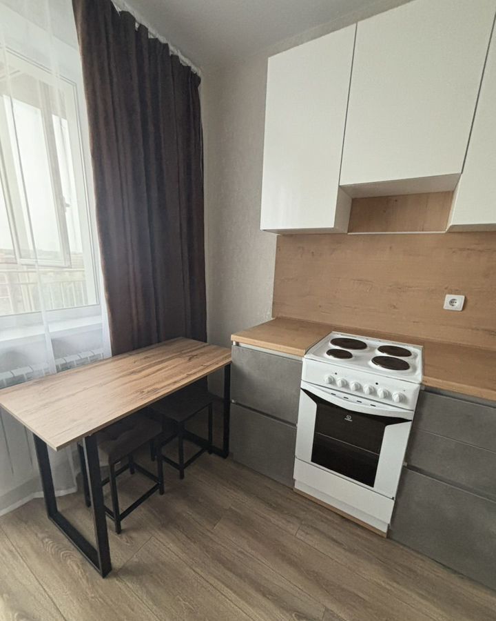 квартира г Омск р-н Кировский ул Дианова 34а фото 2
