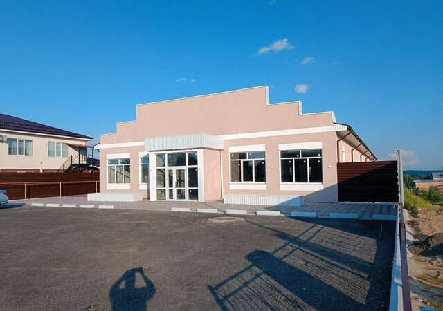 торговое помещение ул Чернышова 3г/3 Тюменская обл. фото