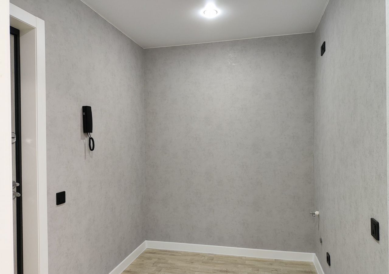 квартира г Омск р-н Кировский ул Дианова 2/3 фото 3