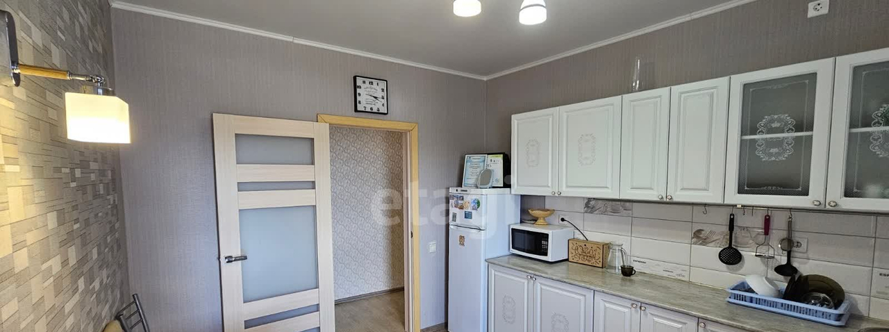 квартира г Астрахань Боевая, 126 к 5 / улица Набережная реки Царева, 87 к 5 фото 7
