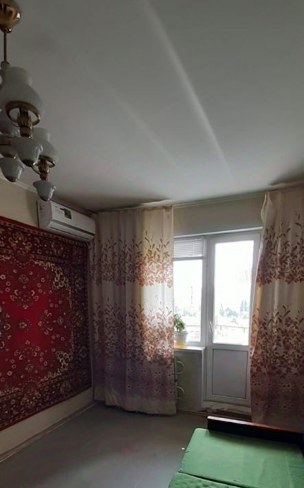 квартира г Волгоград р-н Дзержинский ул 8-й Воздушной Армии 47 фото 11