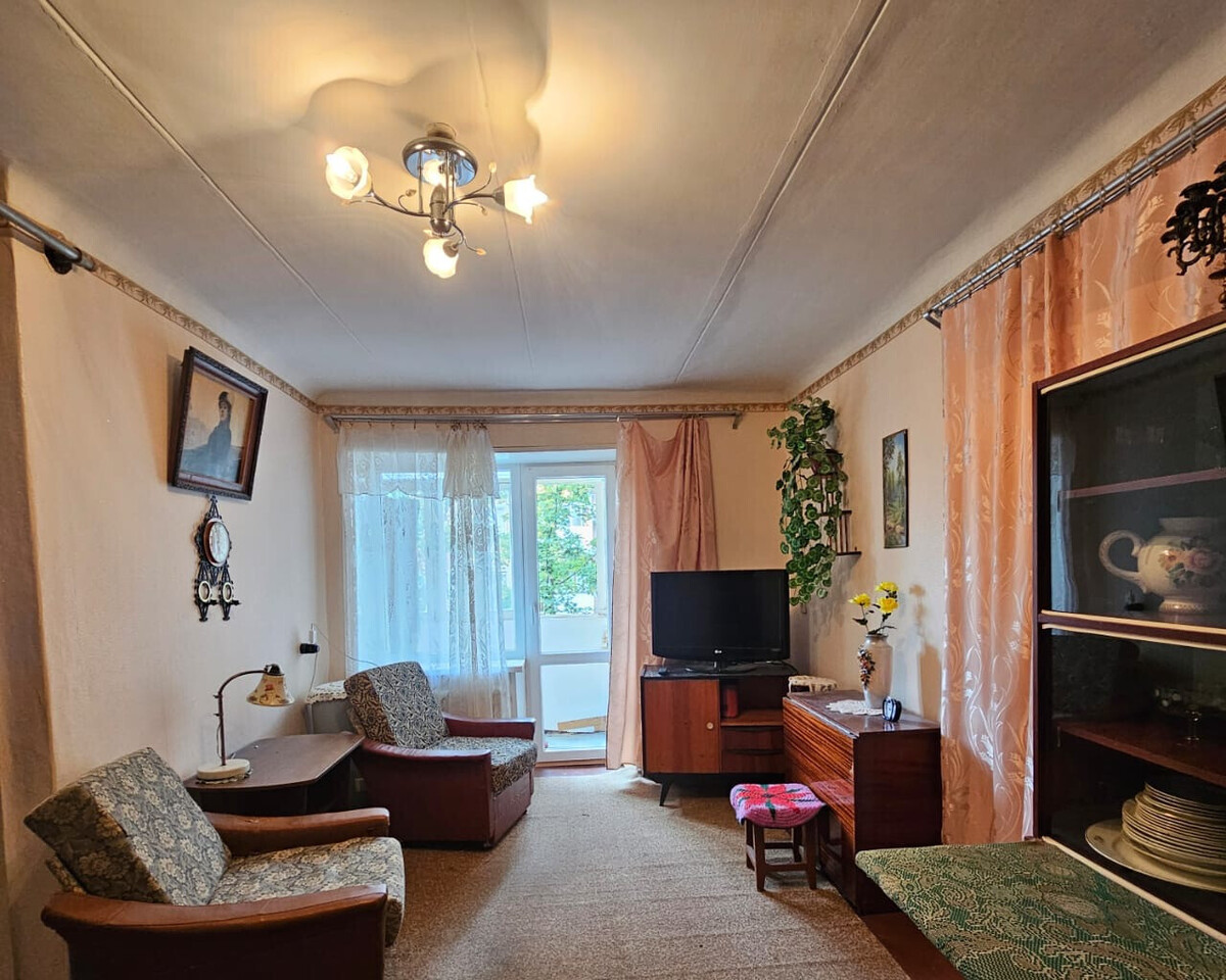 квартира г Гуково ул Карла Маркса 113 фото 1