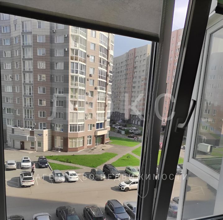квартира г Новокузнецк р-н Центральный просп. Н. С. Ермакова, 30 фото 14