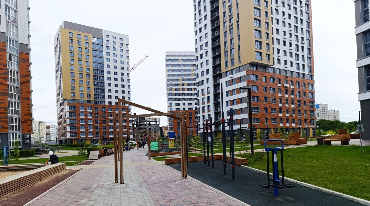 квартира г Омск р-н Кировский ул 70 лет Октября 3 фото 32