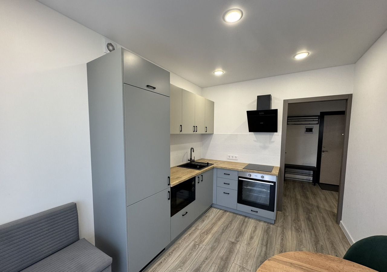 квартира г Тольятти р-н Автозаводский б-р Итальянский 25 фото 2